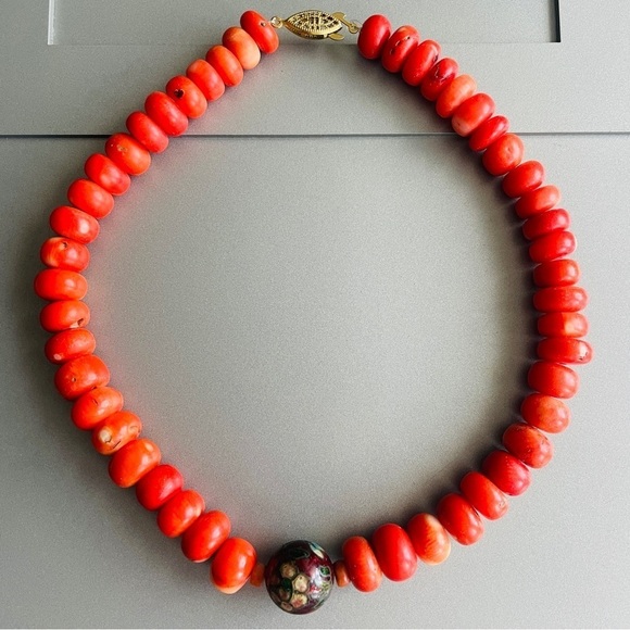 Vintage Natural Round Carved Coral & Cloisonné Bead Antique Chinese Neck… - Picture 2 of 8